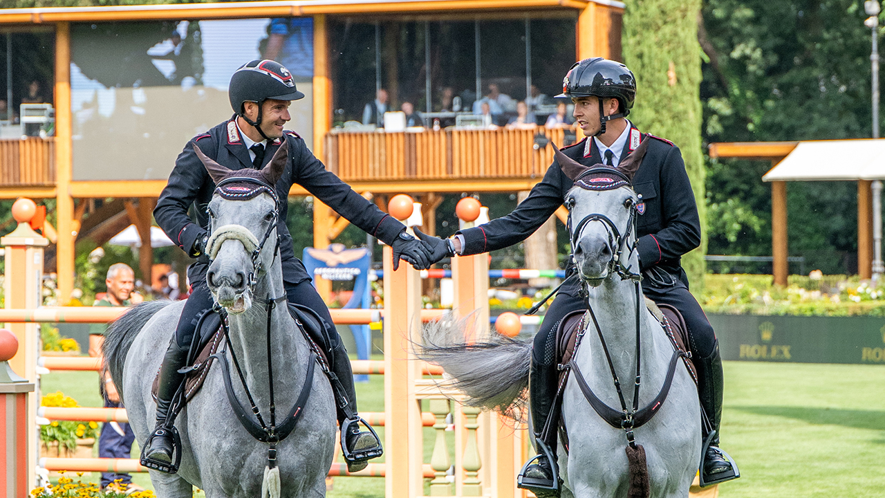 Piazza di Siena e Roma incoronano Gruppo Selleria Equipe e Team MAE Marima Etomilu