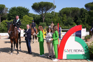 Safe Riding Ph Simone Ferraro SFA00504 copia